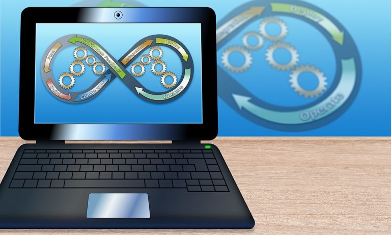 devops-3148408_960_720