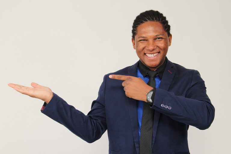 male-3163392_960_720