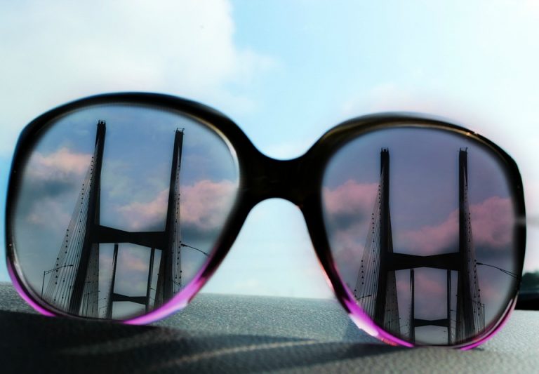 sunglasses-1646155_960_720