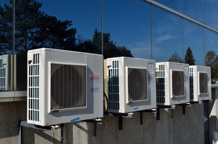 air-conditioner-g556bcafb7_1920