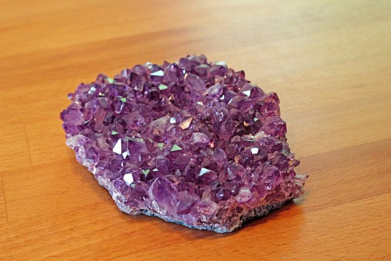 amethyst-2054918_960_720