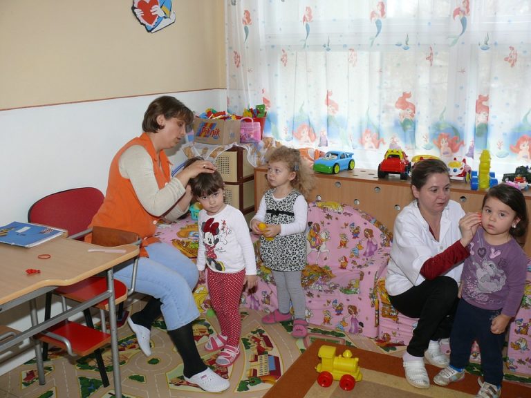 kindergarten-90505_960_720