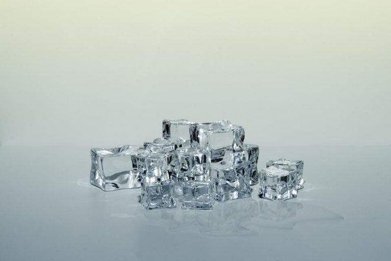 ice-cubes-2531981_960_720