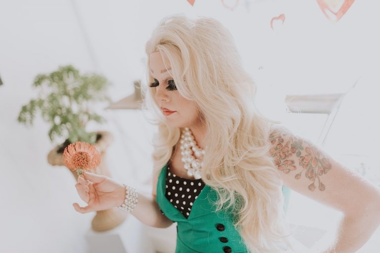 drag-queen-3564535_960_720